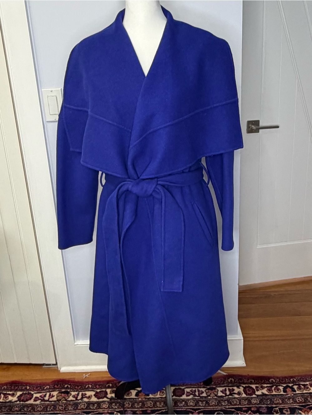 Carlisle Collection Royal Blue Wool Wrap Coat w/Tie Belt. Size 6, like new!
